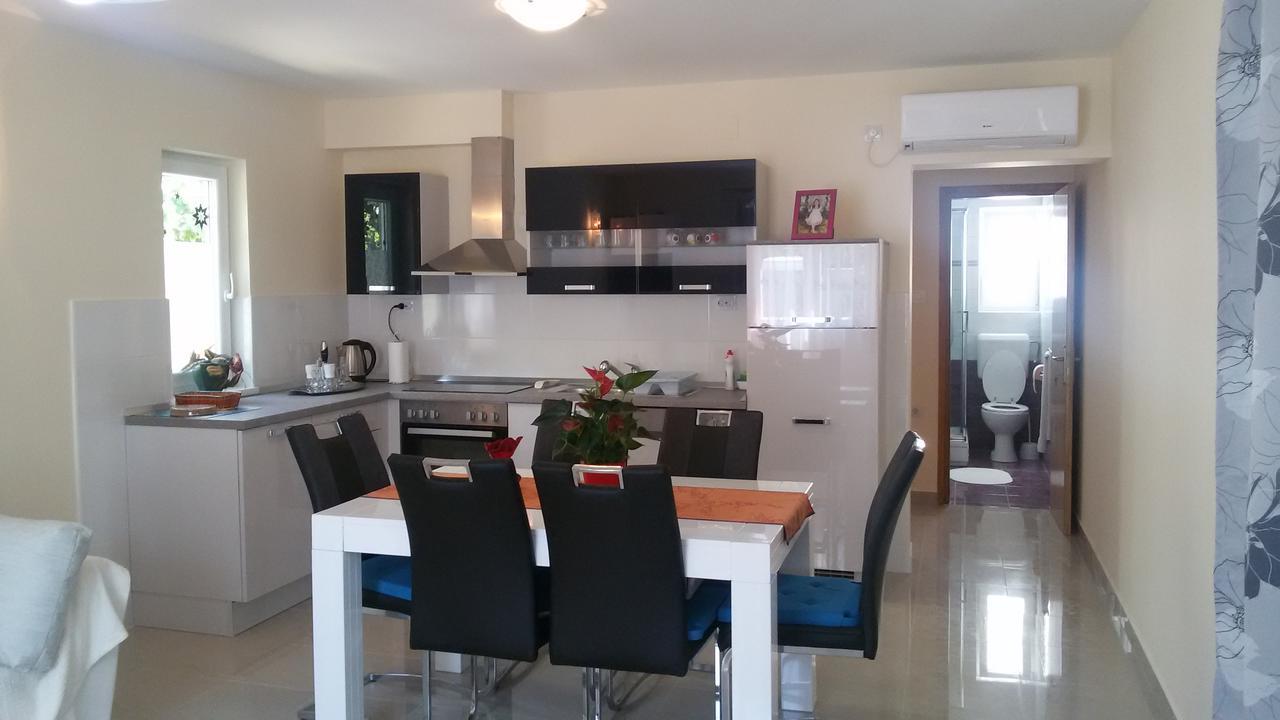 Apartment Anita Vodice Exterior foto